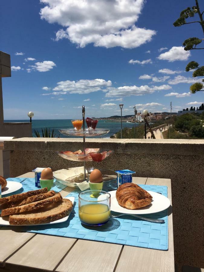 Bed and Breakfast Casa Balmins Sitges Exterior foto